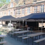 Mobilier et accessoires pour barnums : équipements et aménagement lors d'un événement