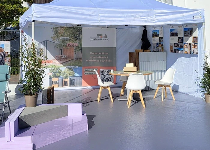 Stand et zone d'échange : l'importance d'avoir un espace de discussion pour vos clients