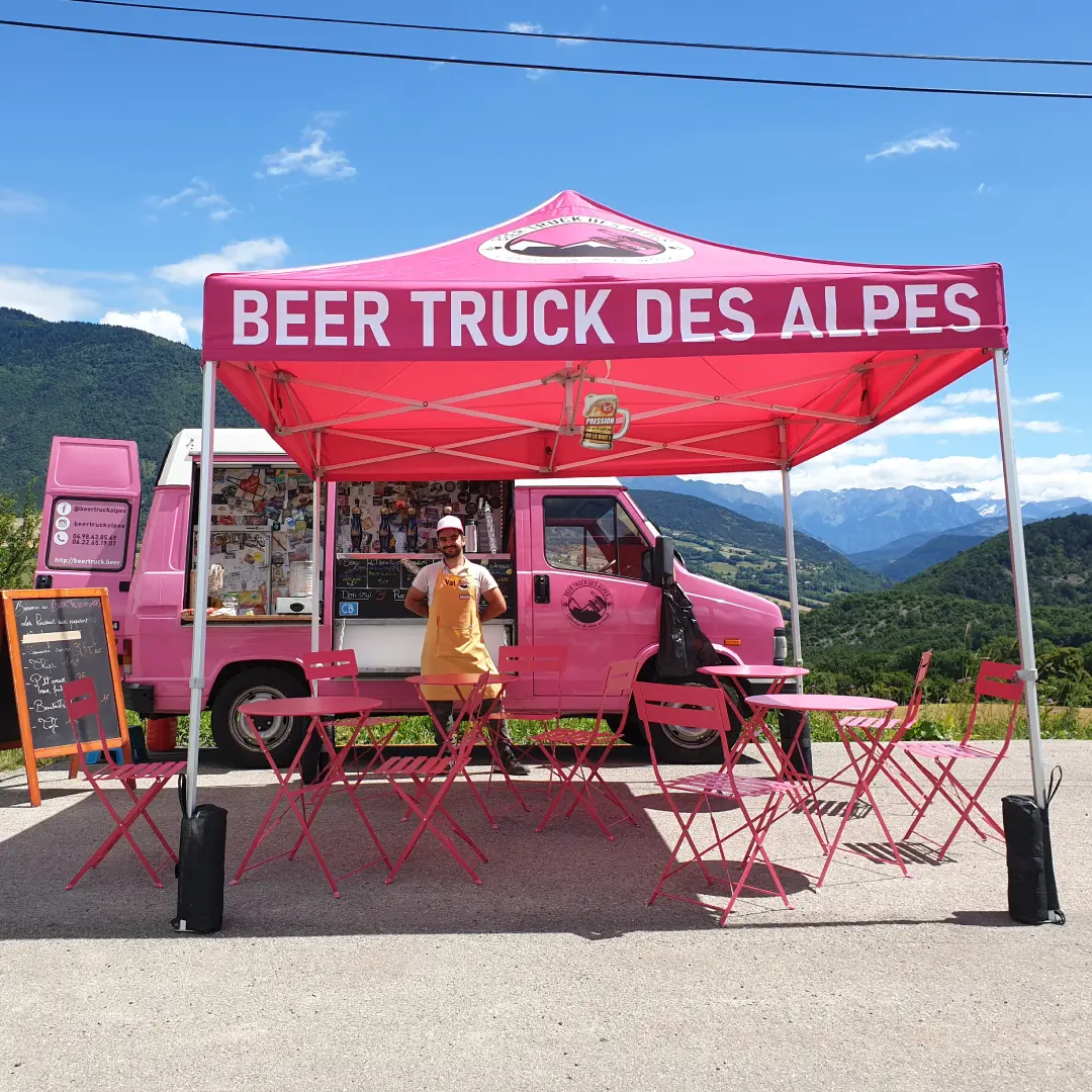 Utilisation d’un barnum par un food-truck