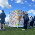 Wheriz : jeu interactif cherche et trouve avec structure barnum acier premium
